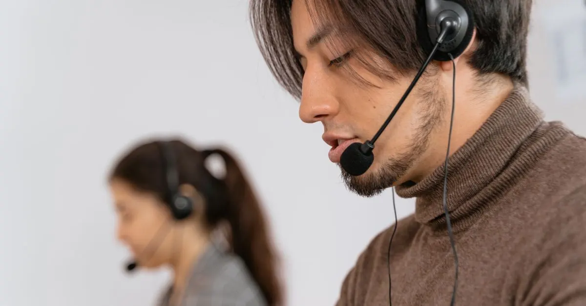 The Complete Guide to WhatsApp Customer Service for Small Business